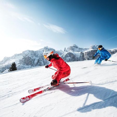 Dolomites Wellness Hotel Savoy La Villa  Exteriör bild