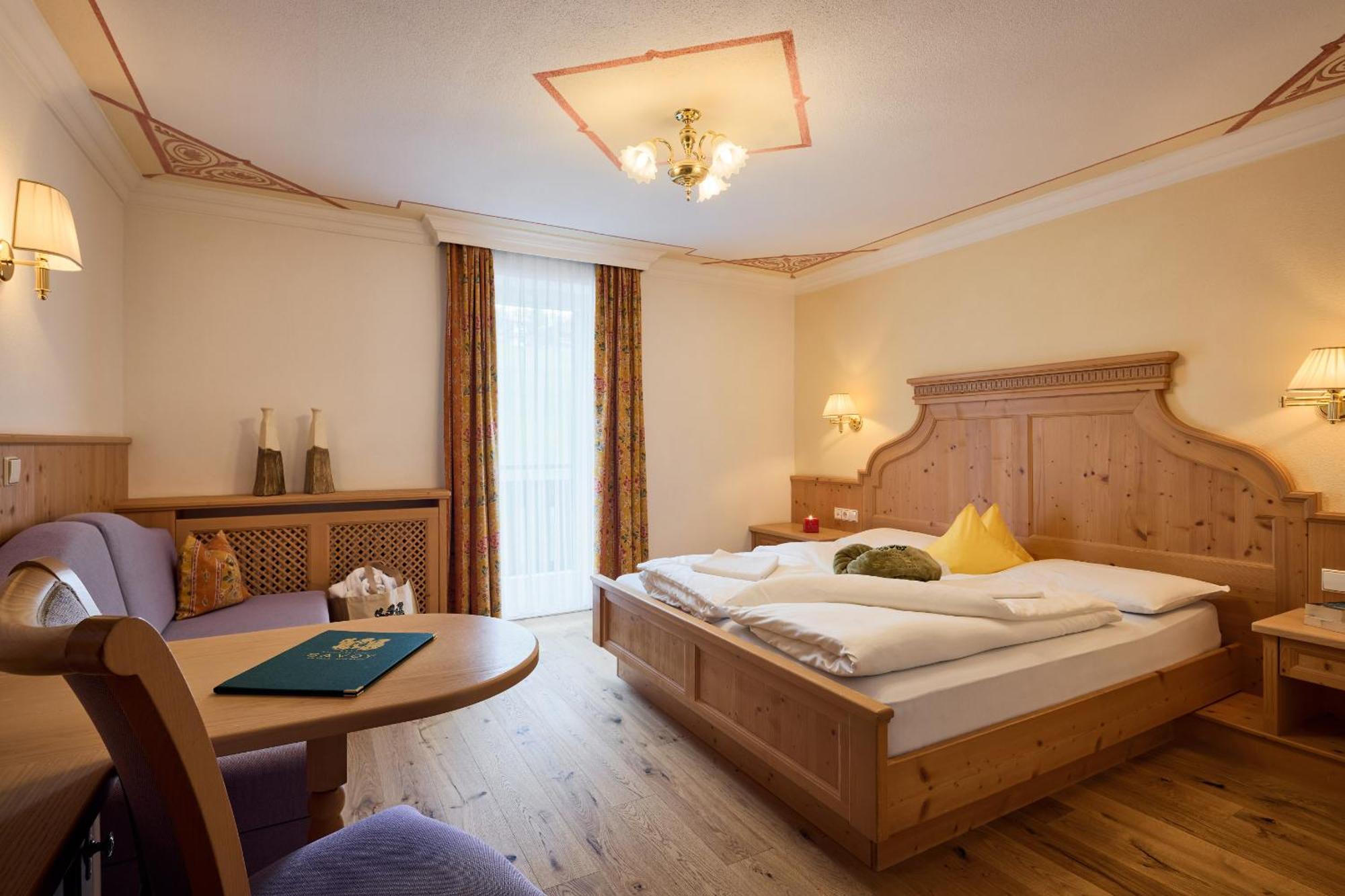 Dolomites Wellness Hotel Savoy La Villa  Exteriör bild