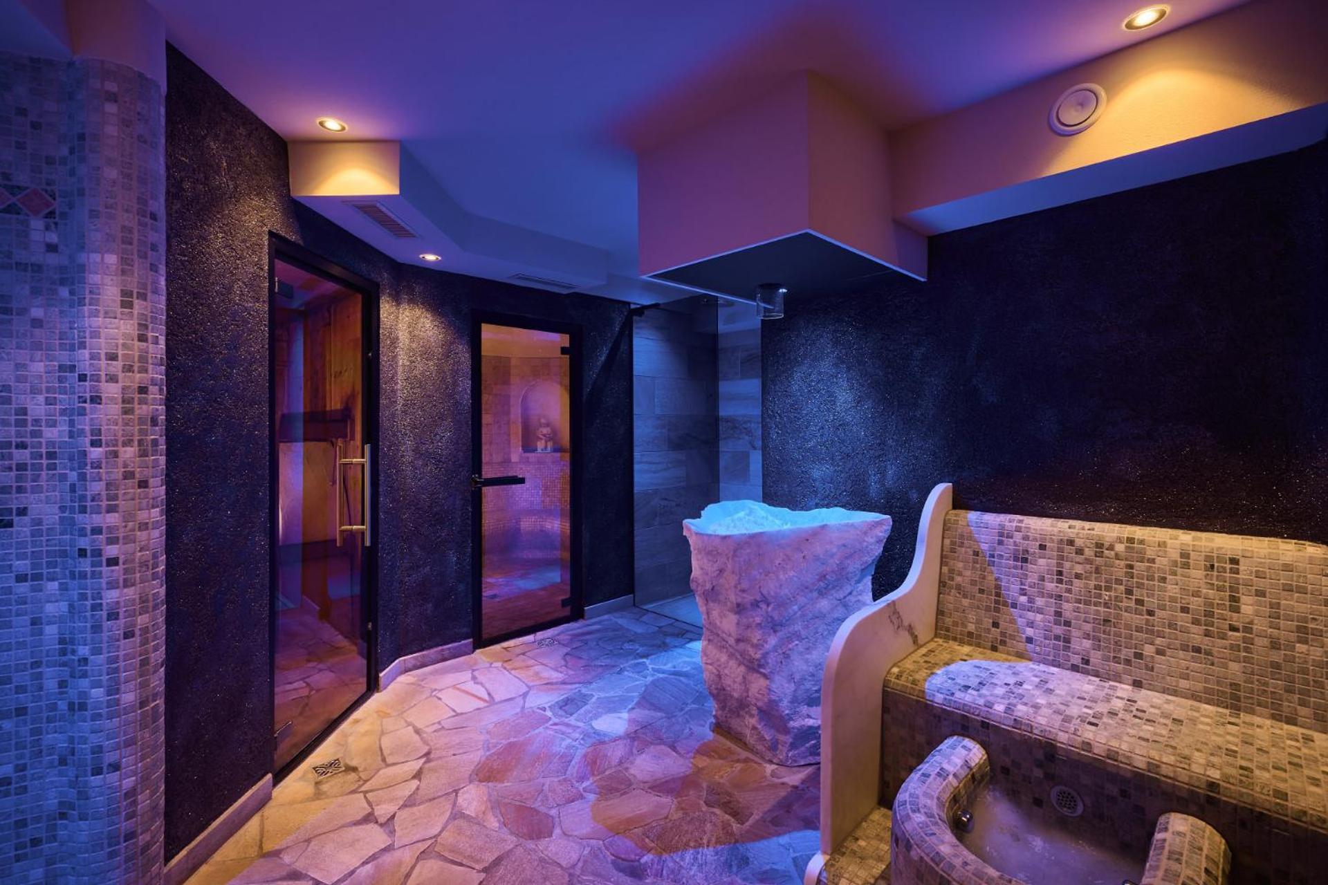 Dolomites Wellness Hotel Savoy La Villa  Exteriör bild